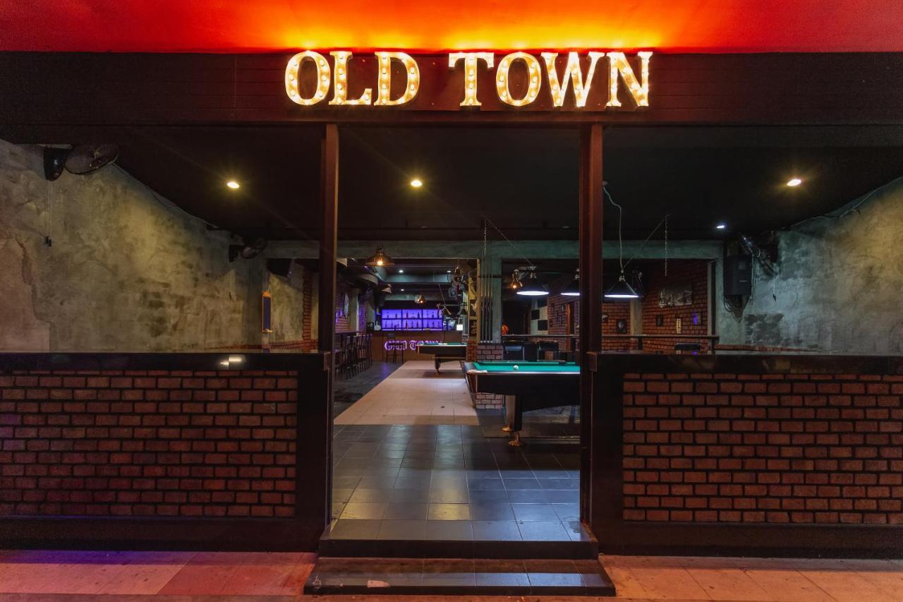 Old Town Hotel Pantai Jomtien Luaran gambar