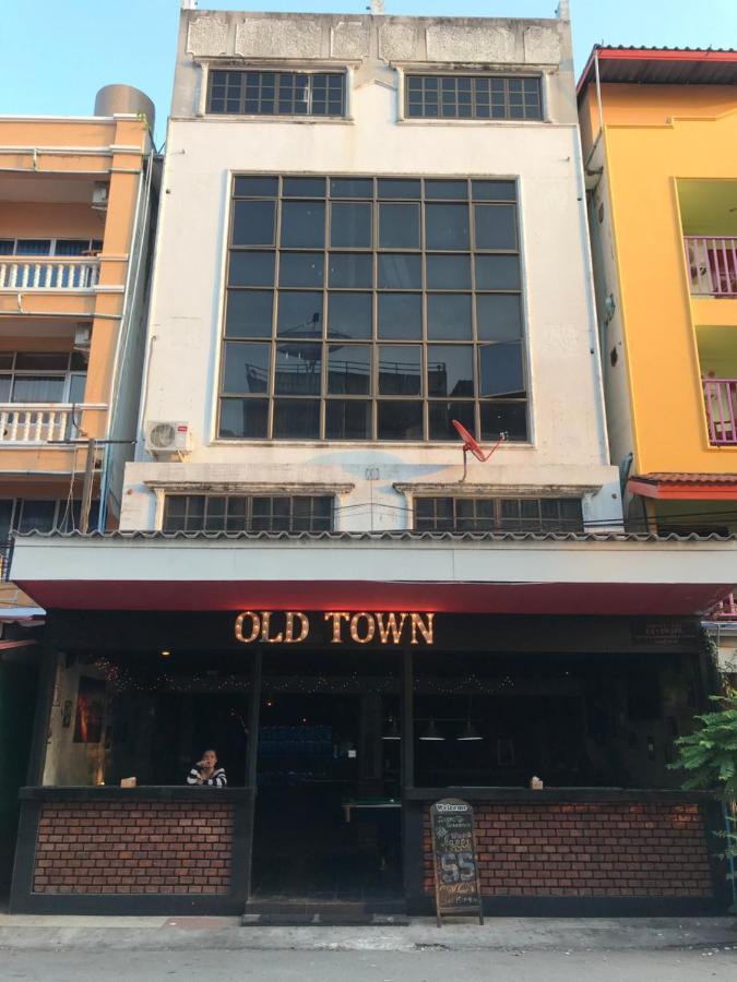Old Town Hotel Pantai Jomtien Luaran gambar