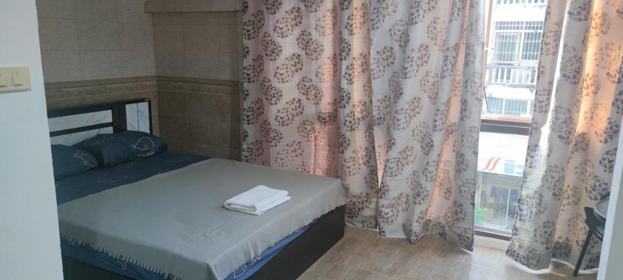 Old Town Hotel Pantai Jomtien Bilik gambar